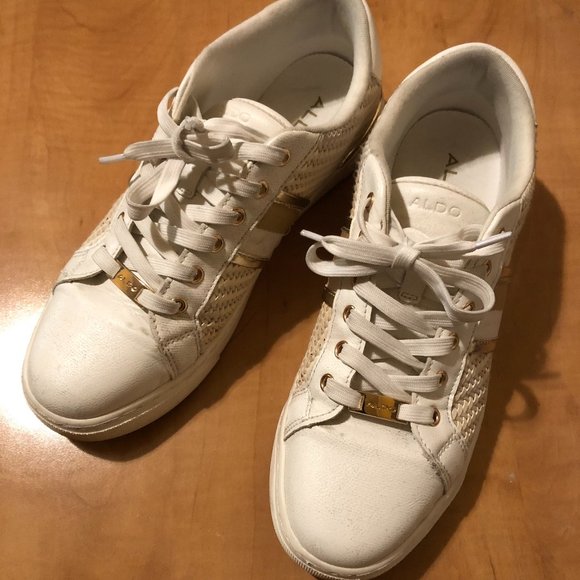 Aldo white/gold sneakers - Picture 1 of 3